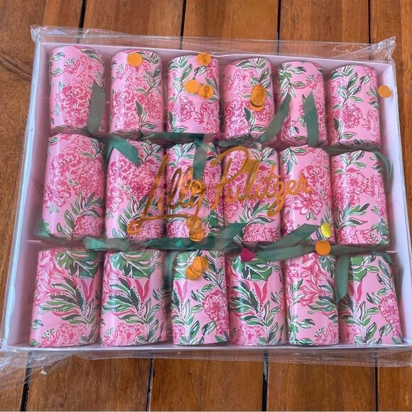 🆕 Set of 6 Lilly Pulitzer Conch Shell Koala Print Party Poppers with scrunchies - Picture 1 of 3